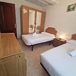 626a Tres Con Garaje By R2r Consulting Apartment Oviedo